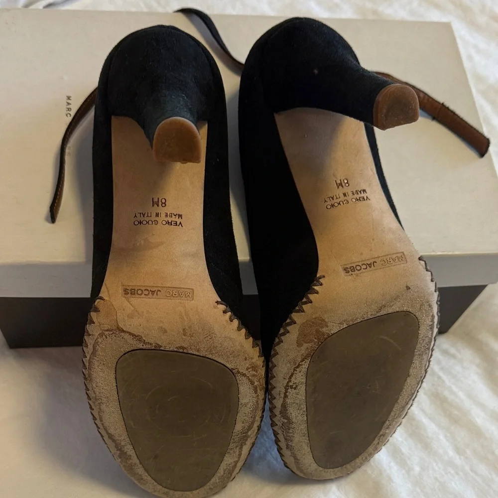 Vintage Marc Jacobs Black Heels with Bow Detail - Picture 4 of 5